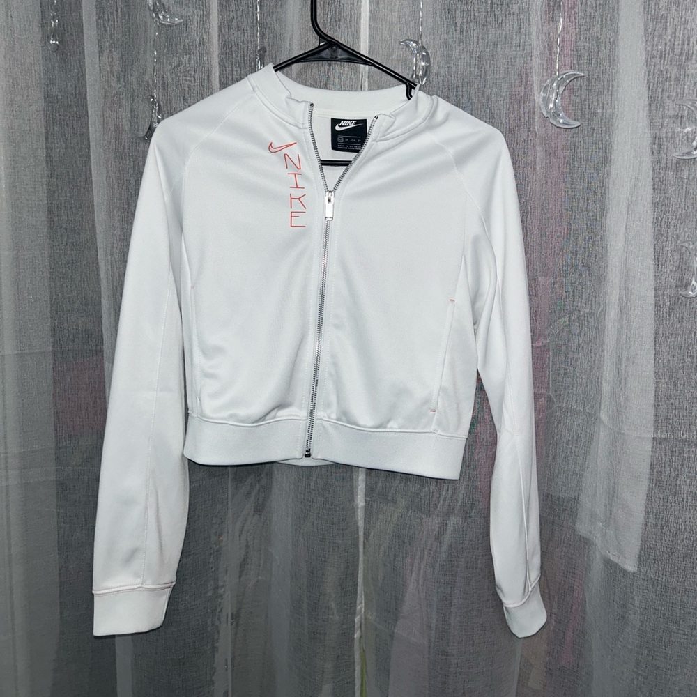 NWOT Nike white cropped zip up jacket *xs*